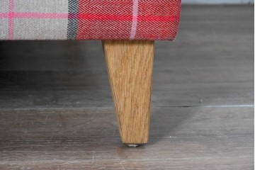 新古　展示品　美品　特注オーダー家具　チェック柄の華やかなウィングバックチェア　制作費約12万円　(R-088089)
