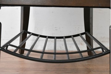 新古　美品　特注オーダー家具　鋲飾りが印象的なチェア　制作費約13万円　(R-088090)