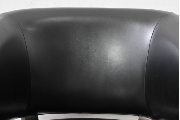 新古　展示品　美品　特注オーダー家具　黒と赤のコントラストが印象的なチェア　制作費約13万円　(R-088091)