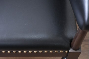 新古　展示品　美品　特注オーダー家具　黒と赤のコントラストが印象的なチェア　制作費約13万円　(R-088091)