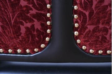 新古　展示品　美品　特注オーダー家具　黒と赤のコントラストが印象的なチェア　制作費約13万円　(R-088091)