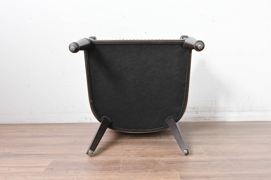新古　展示品　美品　特注オーダー家具　黒と赤のコントラストが印象的なチェア　制作費約13万円　(R-088091)