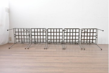 新古　展示品　美品　特注オーダー家具　スクエア格子デザインのアイアン製チェア5脚セット　(R-088093)
