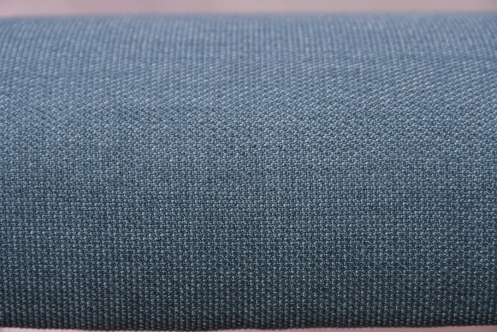 新古　展示品　美品　特注オーダー家具　The VintageHouse(ザ・ヴィンテージハウス)社製　ブルーファブリックのチェア　制作費約9万円　(R-088094)
