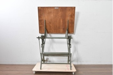 【簡易リペア限定品】　フランスヴィンテージ　Lucien Sautereau(リュシアン・ソートロー)デザイン　UNIC(ユニック)　インダストリアルな佇まいが魅力のチルトップ可動式製図台　(R-088100)