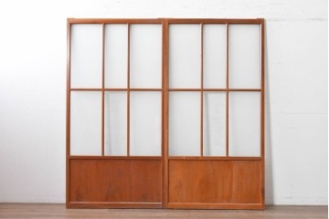 アンティーク建具　昭和初期　すっきりとした印象のガラス戸2枚セット　(R-088104)