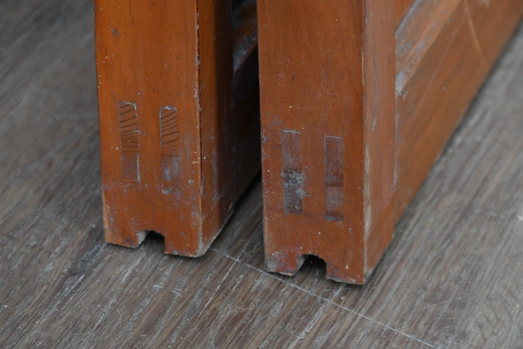アンティーク建具　昭和初期　すっきりとした印象のガラス戸2枚セット　(R-088104)