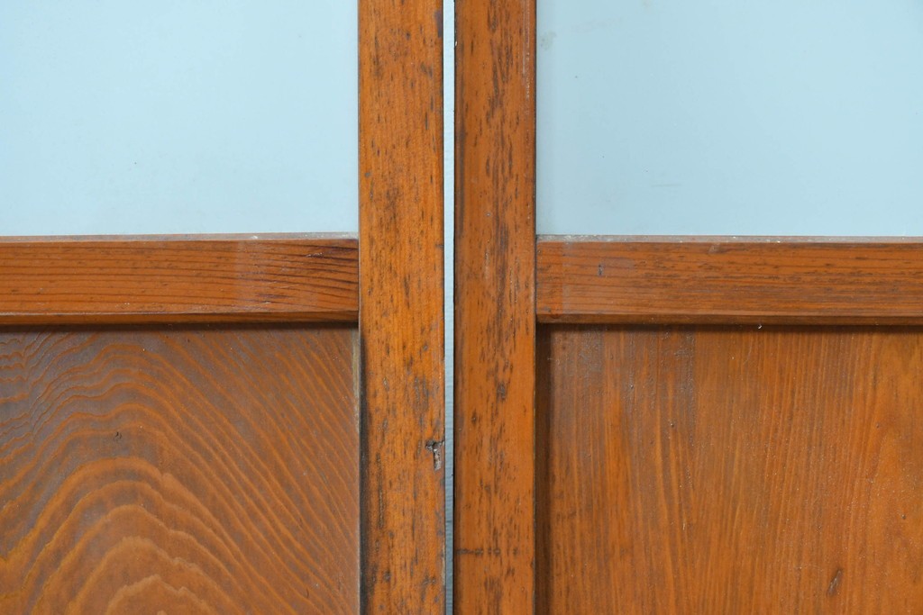 アンティーク建具　昭和初期　すっきりとした印象のガラス戸2枚セット　(R-088105)