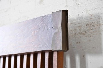 和製ヴィンテージ　自然木飾り付きの和風格子装飾パネル　(R-088110)