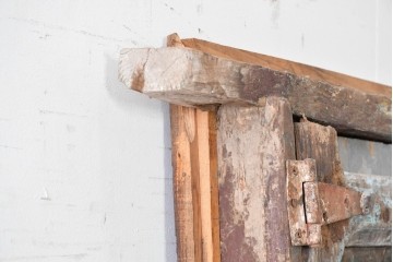 モロッコアンティーク　壁面オブジェとしておすすめのドア1枚　(R-088112)