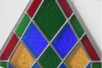 中古建具　職人手作り　鮮やかな色ガラスが美しい!　ハンドメイドのステンドグラス窓4枚セット　(R-088114)