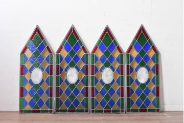 中古建具　職人手作り　鮮やかな色ガラスが美しい!　ハンドメイドのステンドグラス窓4枚セット　(R-088115)