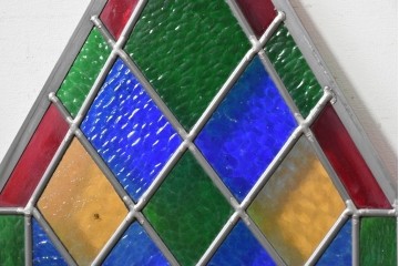中古建具　職人手作り　鮮やかな色ガラスが美しい!　ハンドメイドのステンドグラス窓4枚セット　(R-088115)