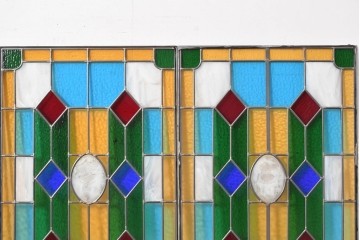 中古建具　職人手作り　色ガラスの幾何学模様が美しい!　ハンドメイドのステンドグラス窓4枚セット　(R-088120)