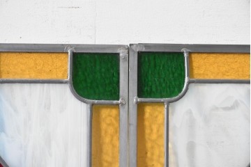 中古建具　職人手作り　色ガラスの幾何学模様が美しい!　ハンドメイドのステンドグラス窓4枚セット　(R-088122)