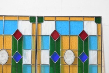 中古建具　職人手作り　色ガラスの幾何学模様が美しい!　ハンドメイドのステンドグラス窓3枚セット　(R-088123)