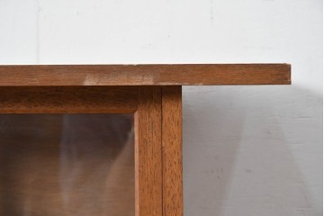和製ヴィンテージ　木味豊かなシンプルデザインのガラス戸棚　(R-088124)