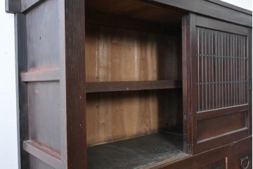 和製アンティーク　明治期　格子戸の意匠が趣深い四尺水屋箪笥　(R-088125)