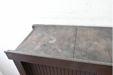 和製アンティーク　明治期　格子戸の意匠が趣深い四尺水屋箪笥　(R-088125)
