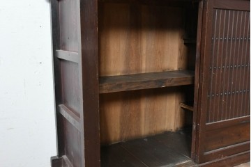 和製アンティーク　明治期　低めの構えに格子戸が映える四尺水屋箪笥サイドボード　(R-088127)
