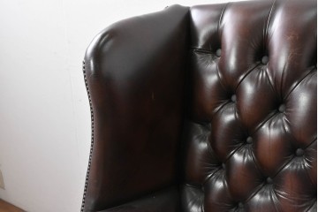 【簡易リペア限定品】　イギリスアンティーク　チェスターフィールドウィングバックチェア　※傷み有り　(R-088130)