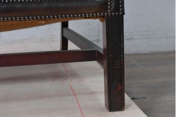 【簡易リペア限定品】　イギリスアンティーク　チェスターフィールドウィングバックチェア　※傷み有り　(R-088130)