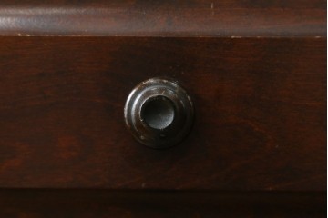 中古　北海道民芸家具　和洋どちらの空間にも取り入れやすいキャビネット　(R-088131)