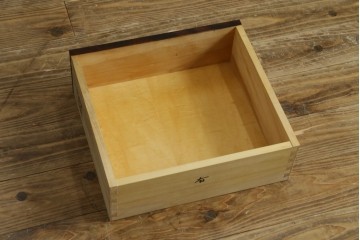 《天板取り付け加工費込み》　中古　北海道民芸家具　クラシカルなデザインのサイドボード　(R-088133)