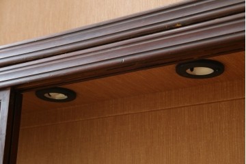 和製アンティーク　大正ロマン　薄型で取り入れやすいサイドボード　(R-088136)