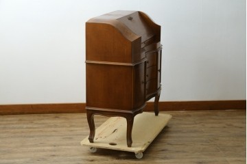 中古　イタリア　高級輸入家具　象嵌入り　曲線美が優雅なライティングビューロー　(R-088137)
