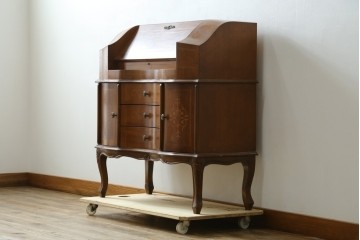 中古　イタリア　高級輸入家具　象嵌入り　曲線美が優雅なライティングビューロー　(R-088137)