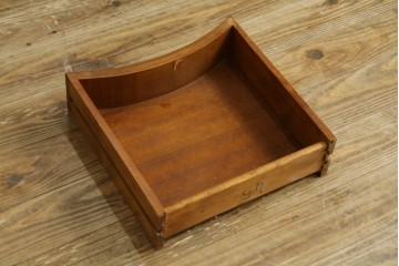 中古　イタリア　高級輸入家具　象嵌入り　曲線美が優雅なライティングビューロー　(R-088137)
