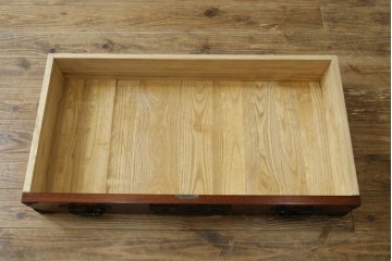 中古　美品　岩谷堂箪笥　重厚な金具が目を引く衣装箪笥　(R-088139)
