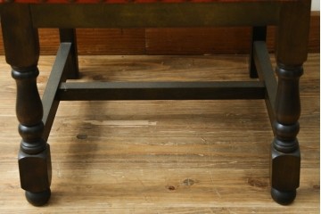 和製ヴィンテージ　高級感のある金華山張りに鋲打ちがアクセントのダイニングチェア　(R-088146)