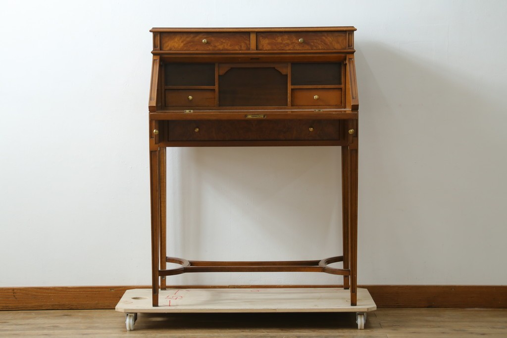 中古　美品　イタリア高級家具　メデア(Medea)　美しい杢目を活かした象嵌細工が魅力的なライティングビューロー　定価約70万円　(R-088147)