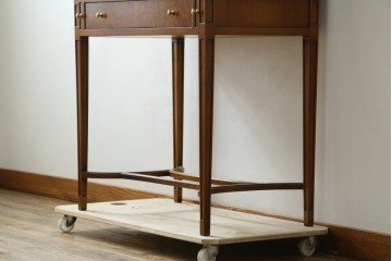 中古　美品　イタリア高級家具　メデア(Medea)　美しい杢目を活かした象嵌細工が魅力的なライティングビューロー　定価約70万円　(R-088147)