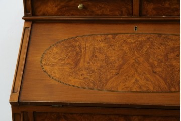 中古　美品　イタリア高級家具　メデア(Medea)　美しい杢目を活かした象嵌細工が魅力的なライティングビューロー　定価約70万円　(R-088147)