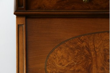 中古　美品　イタリア高級家具　メデア(Medea)　美しい杢目を活かした象嵌細工が魅力的なライティングビューロー　定価約70万円　(R-088147)