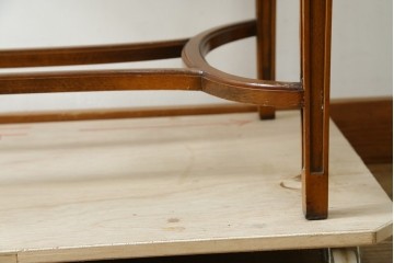 中古　美品　イタリア高級家具　メデア(Medea)　美しい杢目を活かした象嵌細工が魅力的なライティングビューロー　定価約70万円　(R-088147)