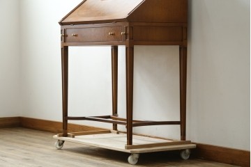 中古　美品　イタリア高級家具　メデア(Medea)　美しい杢目を活かした象嵌細工が魅力的なライティングビューロー　定価約70万円　(R-088147)