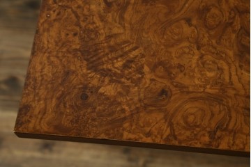 中古　美品　イタリア高級家具　メデア(Medea)　美しい杢目を活かした象嵌細工が魅力的なライティングビューロー　定価約70万円　(R-088147)