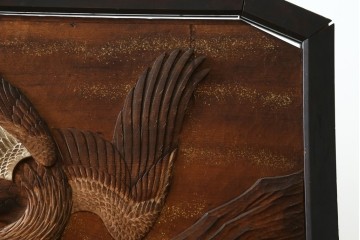 和製ヴィンテージ　井波彫刻　横山一夢刀　荒波を舞う鷲図の彫刻衝立　(R-088148)