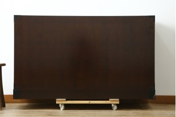 中古　超美品　仙台民芸箪笥(仙台箪笥)　木地呂塗り　高級ライン　牡丹金具と杢目が美しい四.五尺横長タンス　定価推定80万から100万円　(R-088150)