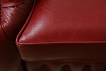 中古　超美品!!(使用1年未満)　高級品!!　職人ハンドメイドで丁寧に作りこまれたイギリス伝統の本革製チェスターフィールドソファ　定価約80万円　(R-088151)