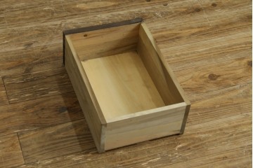 和製ヴィンテージ　軽井沢彫り　薔薇の彫刻が上品な三面鏡ドレッサー　(R-088153)