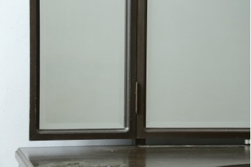 和製ヴィンテージ　軽井沢彫り　薔薇の彫刻が上品な三面鏡ドレッサー　(R-088153)
