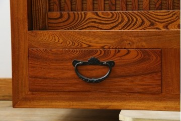 中古　美品　特注品　最高級品　職人手造り　通産大臣指定伝統的工芸品　岩谷堂箪笥　総欅(ケヤキ)材　二段重ね階段箪笥　(R-088154)