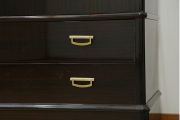 中古　高級品!!　黒檀(コクタン)材　蒔絵入り　内部の仕上げまで丁寧に作りこまれた着物箪笥　定価約200万円　(R-088155)