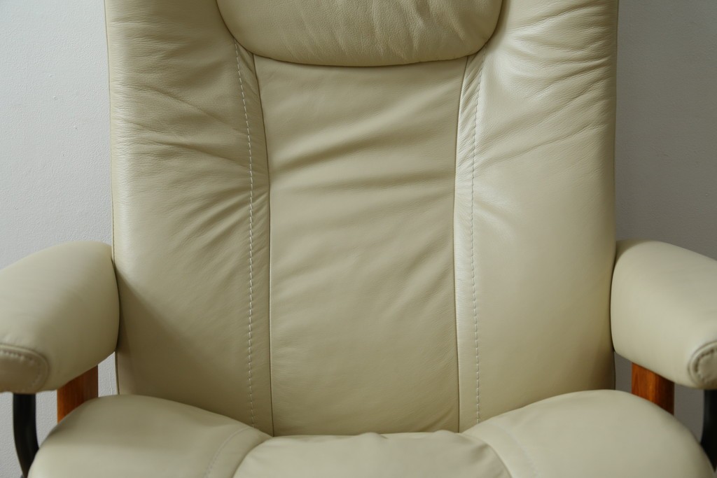 中古　美品　EKORNES(エコーネス)　Stressless Wing(ウィング)　本革　オットマン付きストレスレスチェア　定価約35万円　(R-088156)