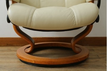 中古　美品　EKORNES(エコーネス)　Stressless Wing(ウィング)　本革　オットマン付きストレスレスチェア　定価約35万円　(R-088156)